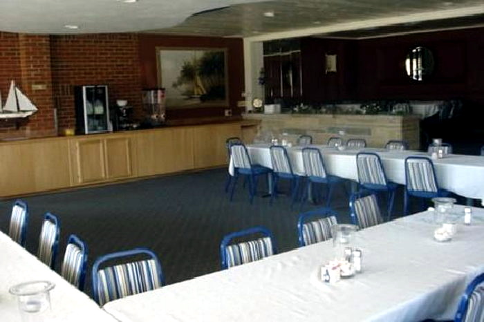 Bayside Hotel (Bayside Inn, The Surf) - From Web Listing (newer photo)